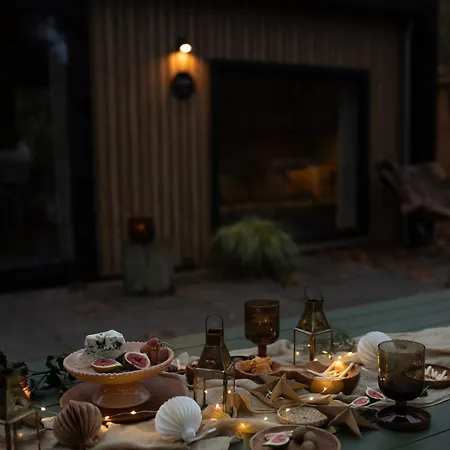 Tiny Tinyhouse Нюнспет