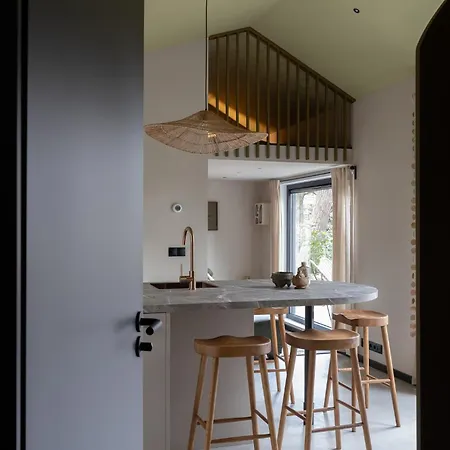 Tiny Tinyhouse * Нюнспет